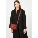 SAC TROTTEUR MILANO COSMOS LANCASTER CARMIN EN SITUATION