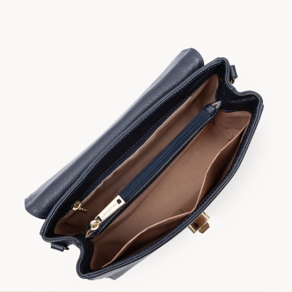 547-55 SAC À MAIN MILANO COSMOS LANCASTER BLEU FONCÉ VUE INTÉRIEURE 547-55 SAC À MAIN MILANO COSMOS LANCASTER BLEU FONCÉ VUE INTÉRIEURE