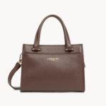 470-73 PETIT SAC À MAIN FOULONNÉ DOUBLE MARRON IN OR PÂLE VUE DE FACE LANCASTER