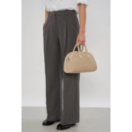 SAC À MAIN BOWLING SUEDE 480-085 LANCASTER BEIGE FONCÉ VUE DE FACE